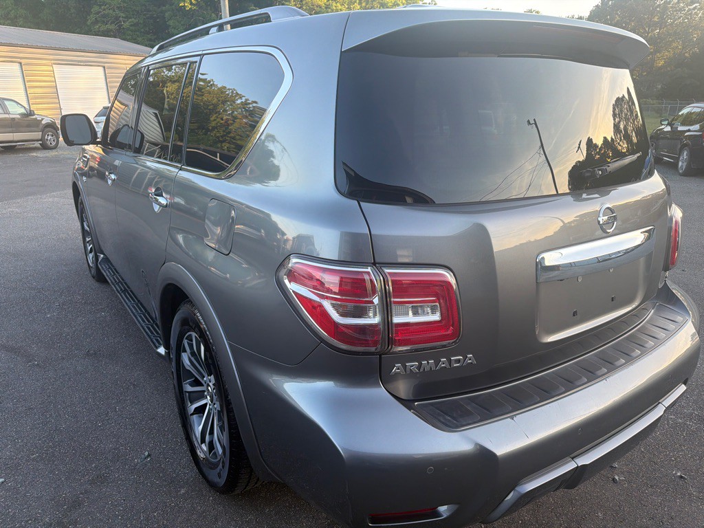 2019 Nissan Armada Image 8