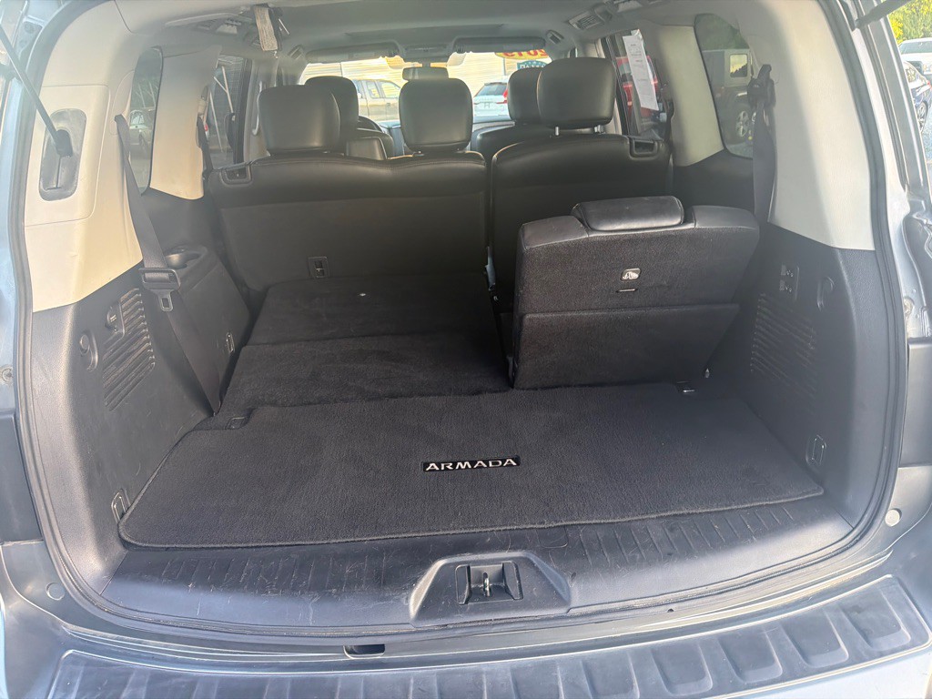2019 Nissan Armada Image 16