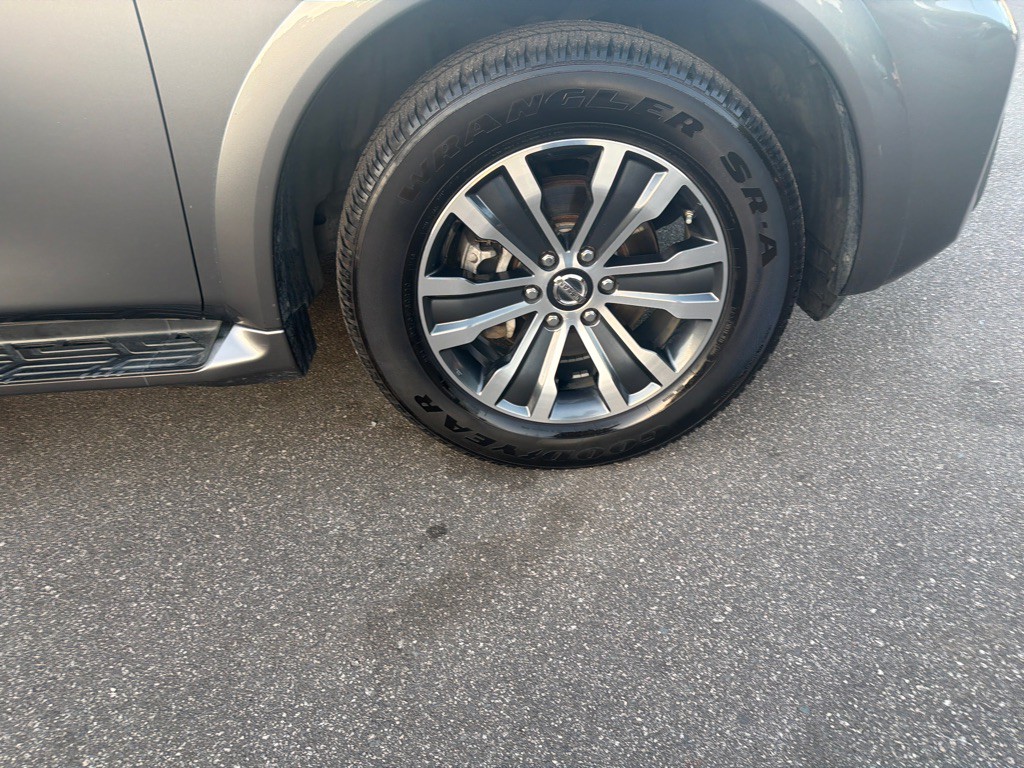 2019 Nissan Armada Image 39