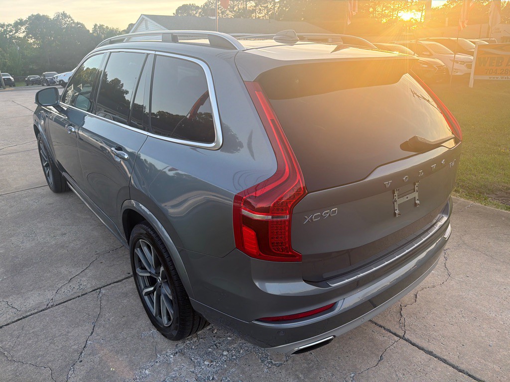 2019 Volvo XC90 Image 10
