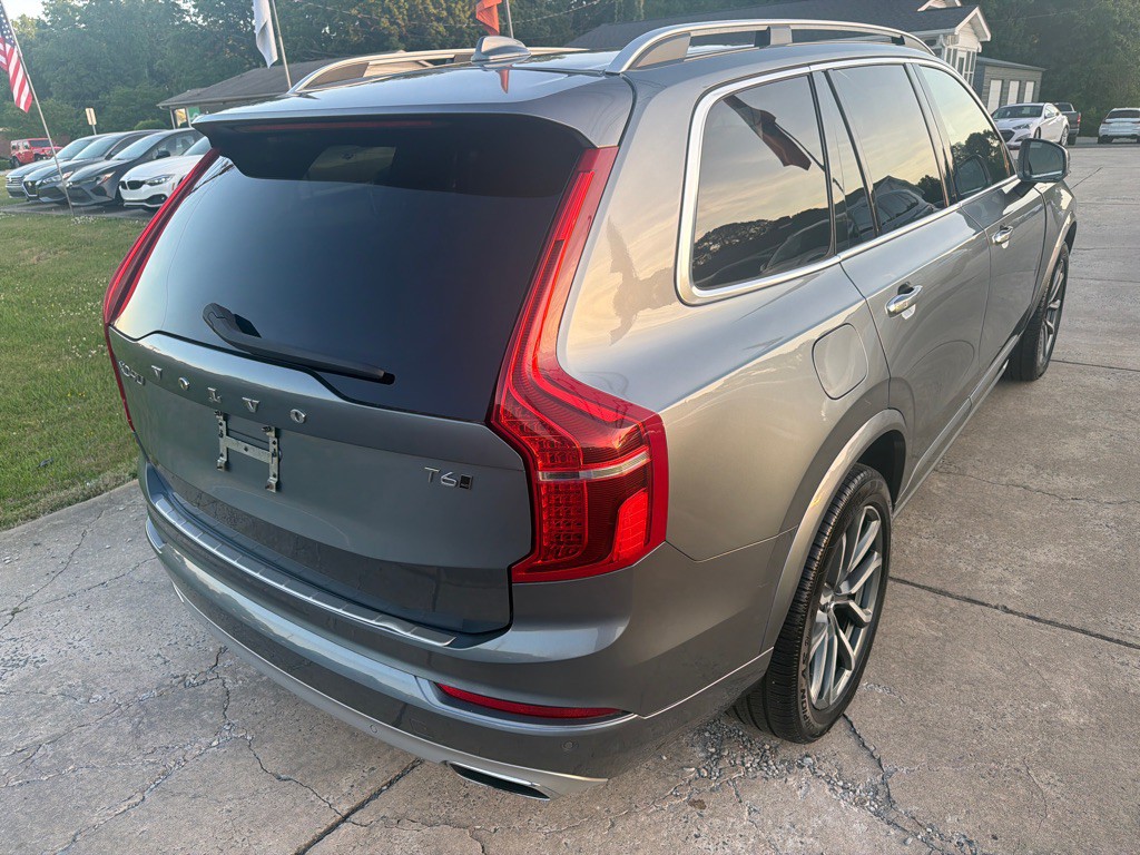 2019 Volvo XC90 Image 12