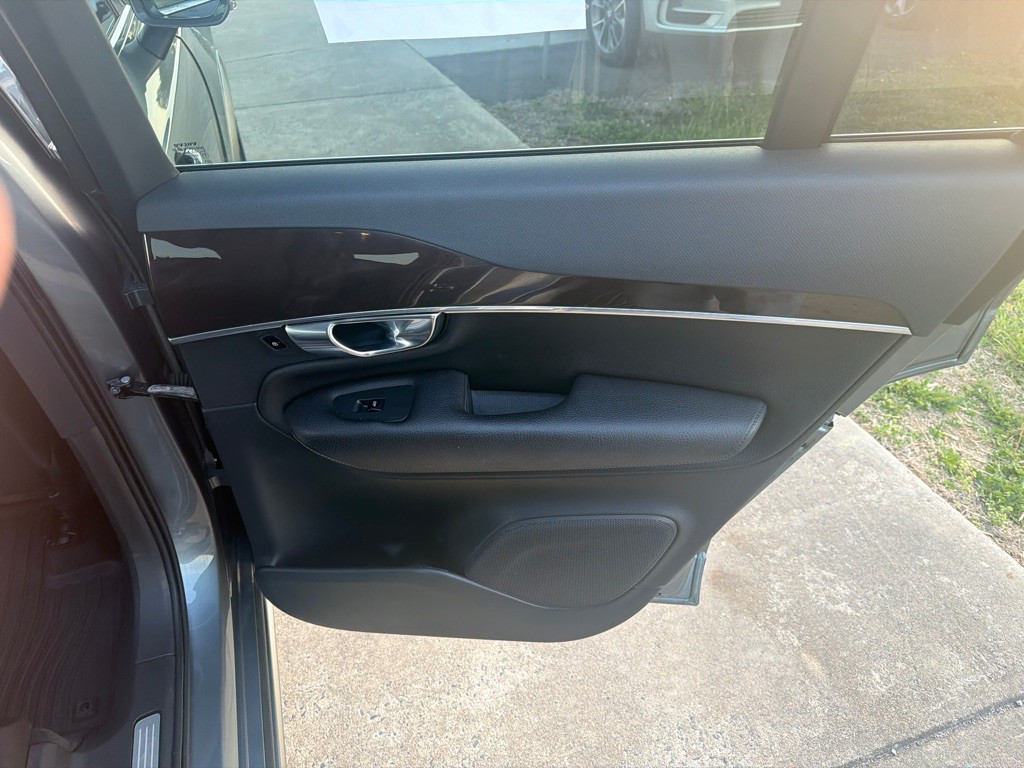 2019 Volvo XC90 Image 31
