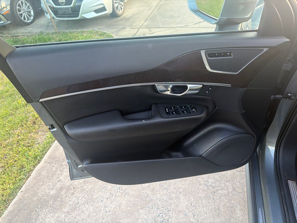 2019 Volvo XC90 Image 33