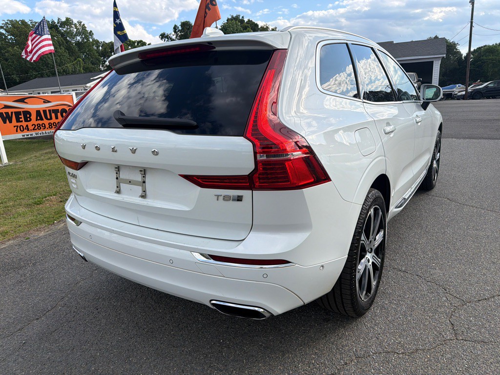 2018 Volvo XC60 Image 9