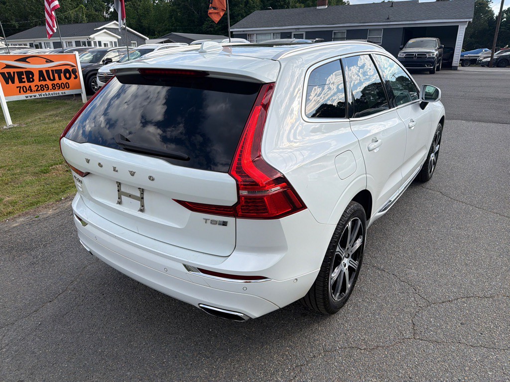 2018 Volvo XC60 Image 12