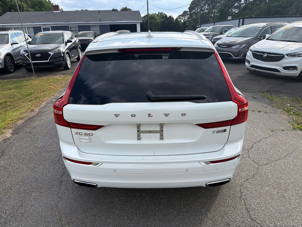 2018 Volvo XC60 Image 13