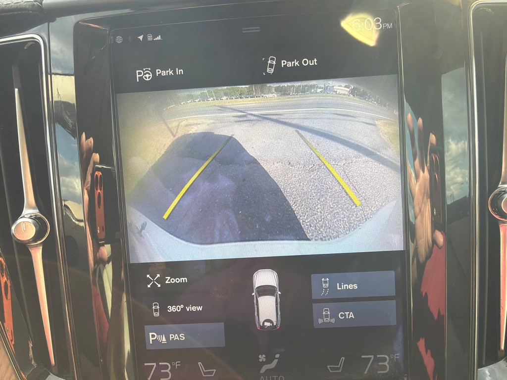 2018 Volvo XC60 Image 22