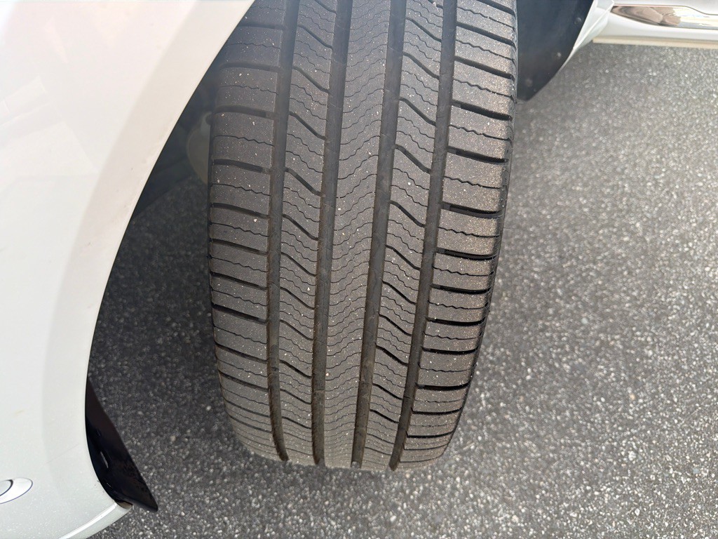 2018 Volvo XC60 Image 40