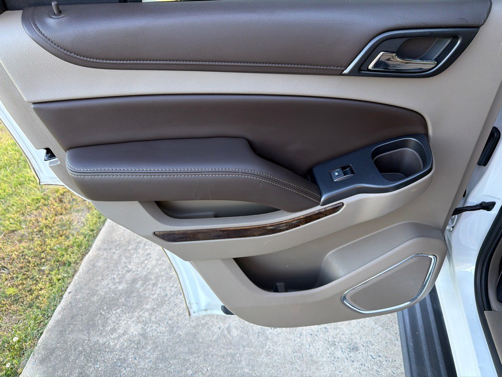 2016 Chevrolet Tahoe Image 35