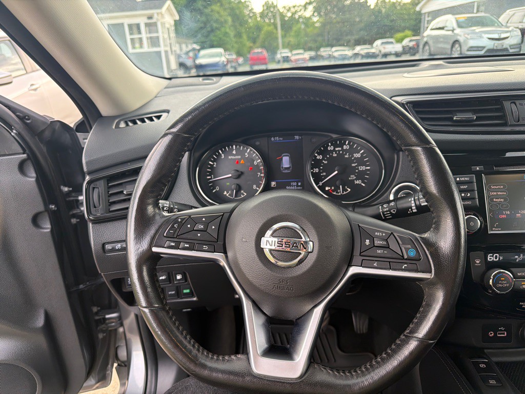 2018 Nissan Rogue Image 20