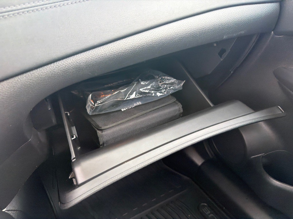 2018 Nissan Rogue Image 25