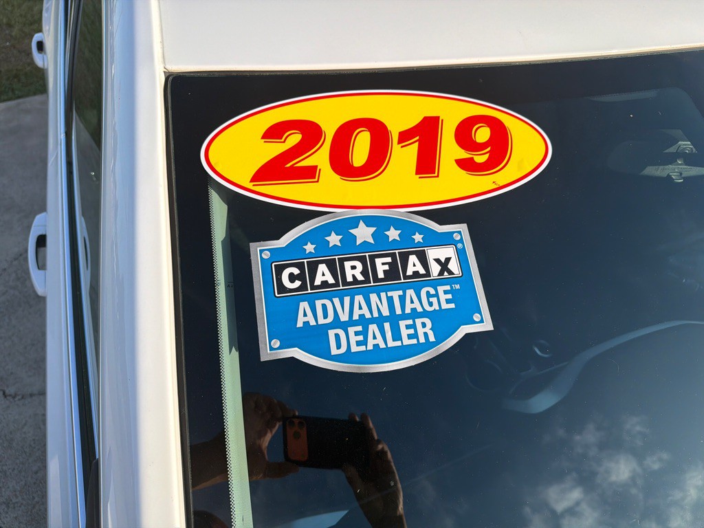 2019 GMC Acadia Image 13