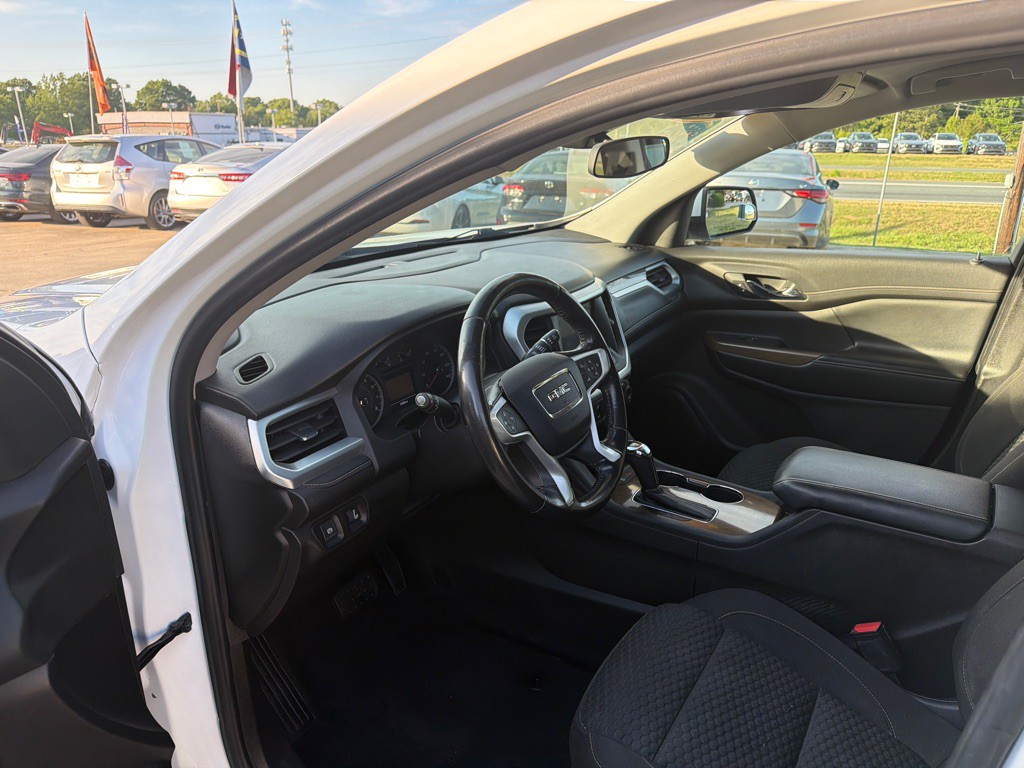 2019 GMC Acadia Image 16
