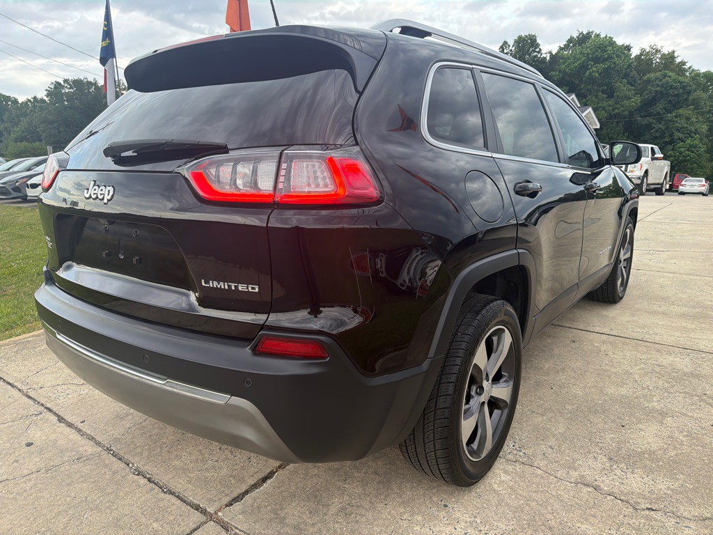 2019 Jeep Cherokee Image 8