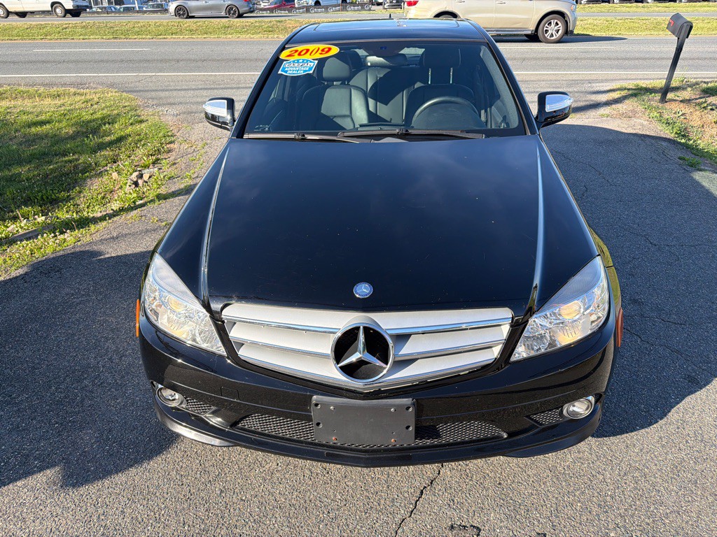 2009 Mercedes-Benz C-Class Image 6