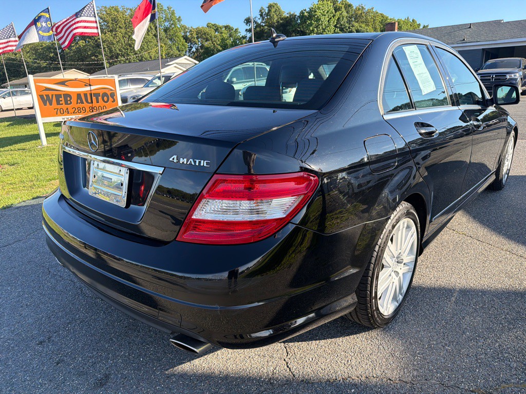 2009 Mercedes-Benz C-Class Image 8