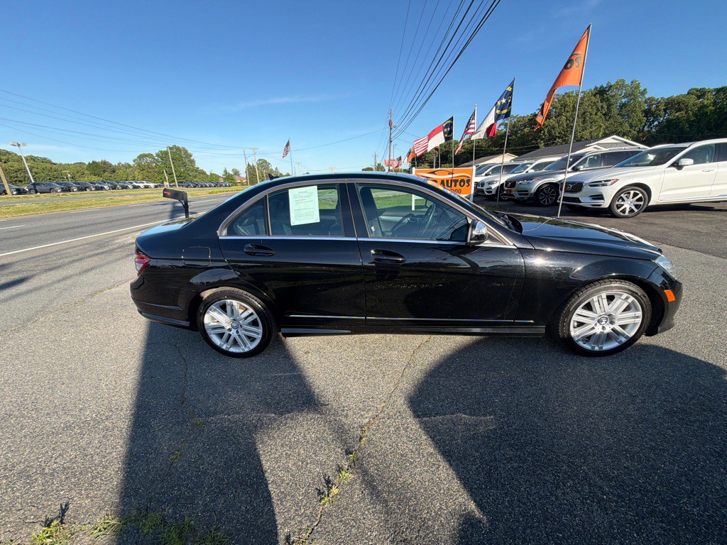2009 Mercedes-Benz C-Class Image 15