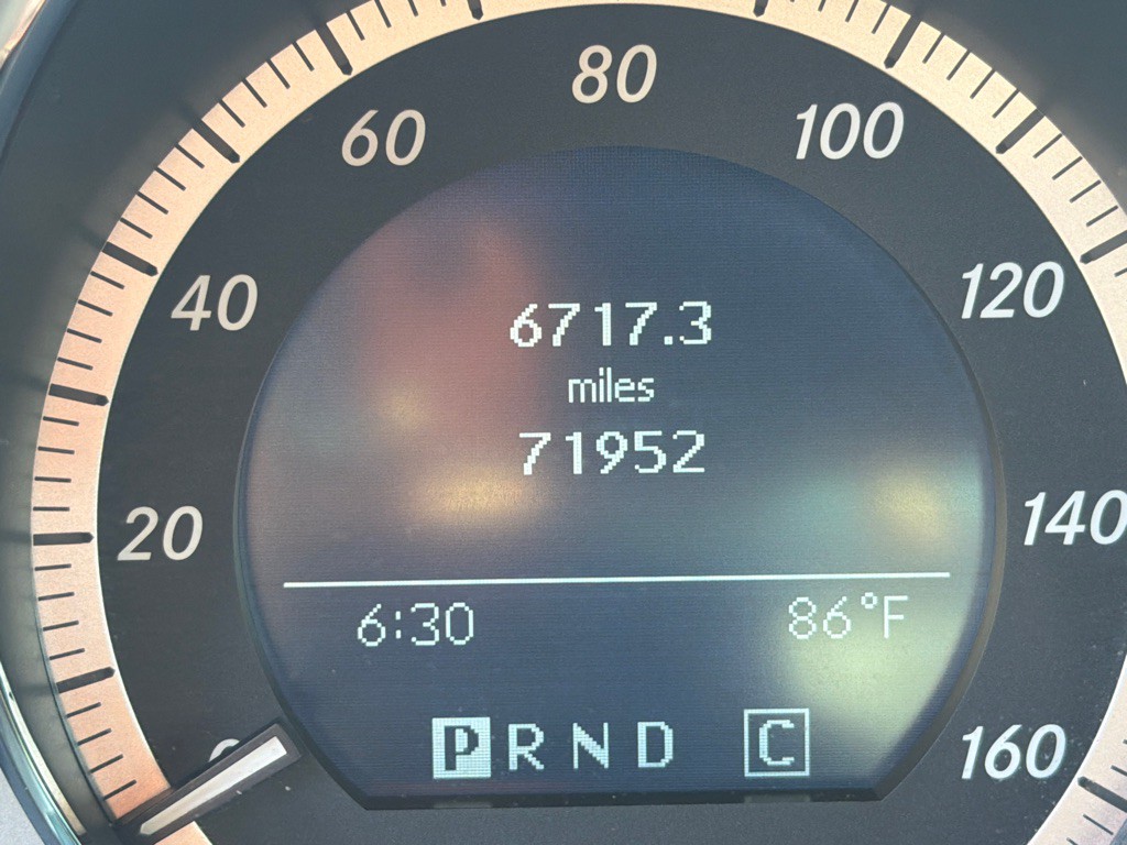 2009 Mercedes-Benz C-Class Image 19