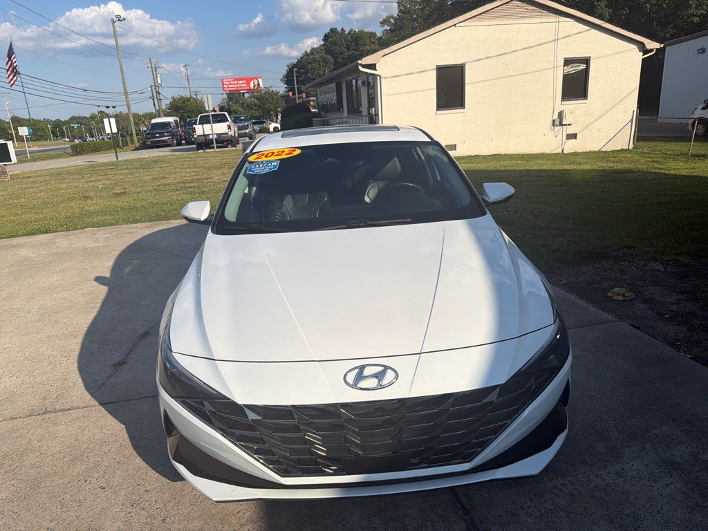 2022 Hyundai Elantra Image 6