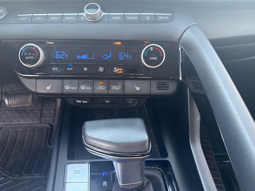 2022 Hyundai Elantra Image 24