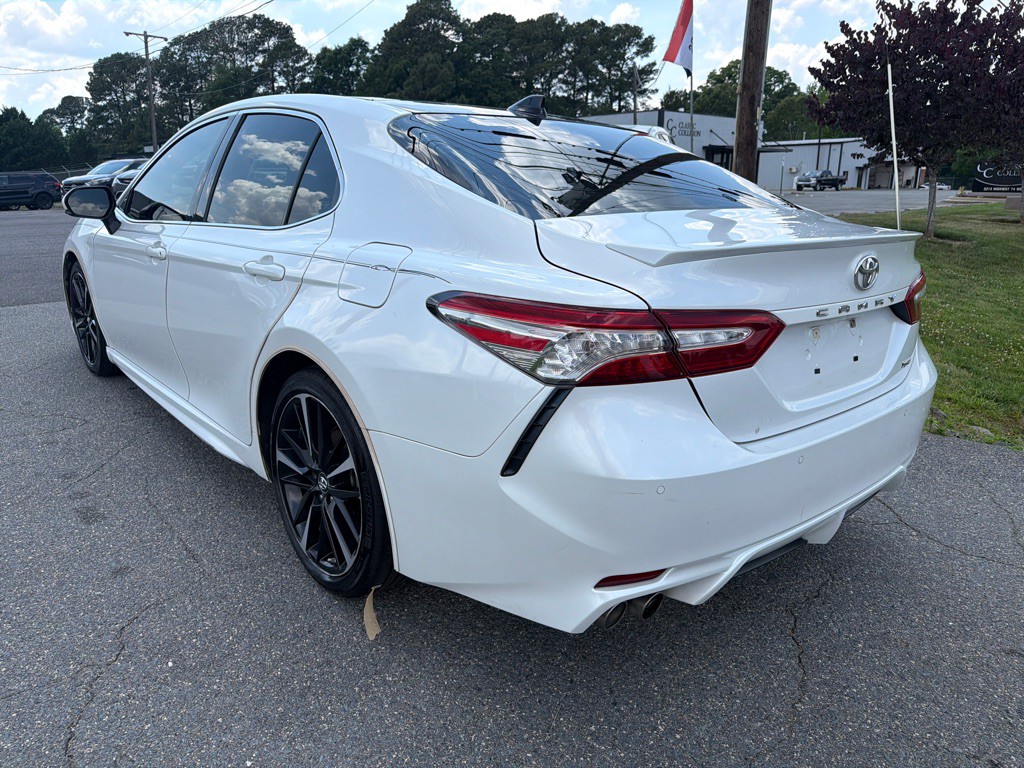 2018 Toyota Camry Image 8