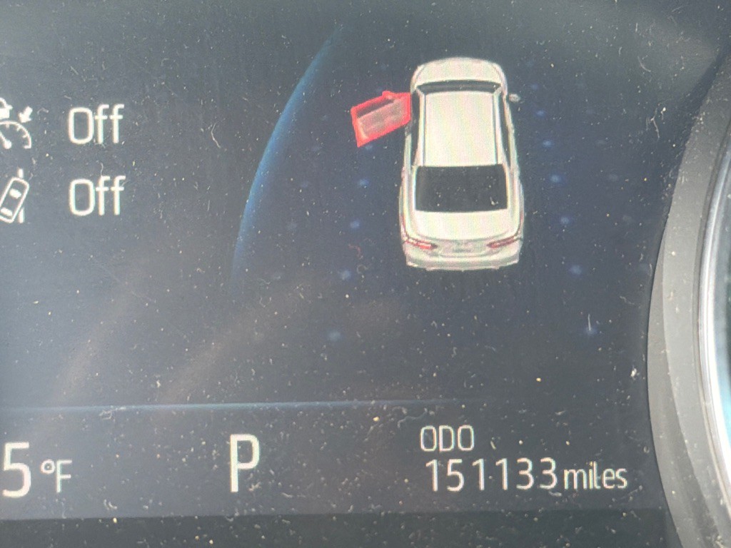 2018 Toyota Camry Image 16