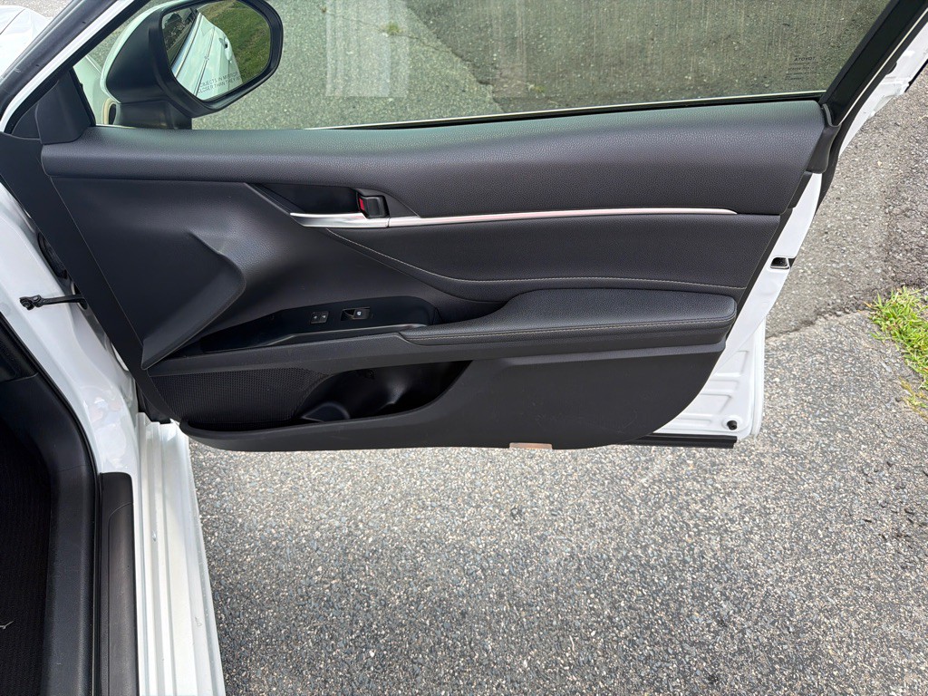 2018 Toyota Camry Image 30