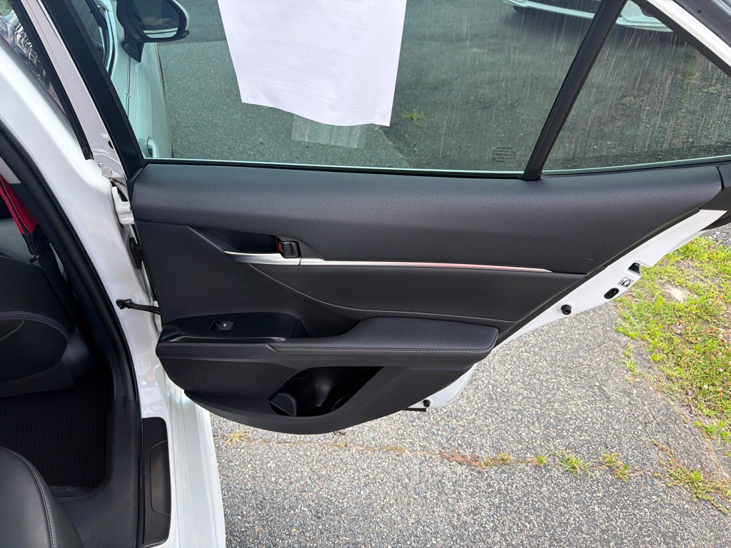 2018 Toyota Camry Image 31