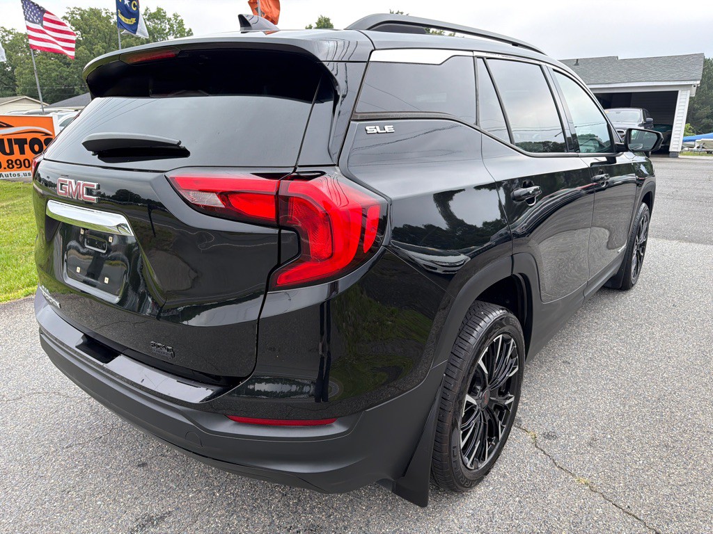 2018 GMC Terrain Image 8
