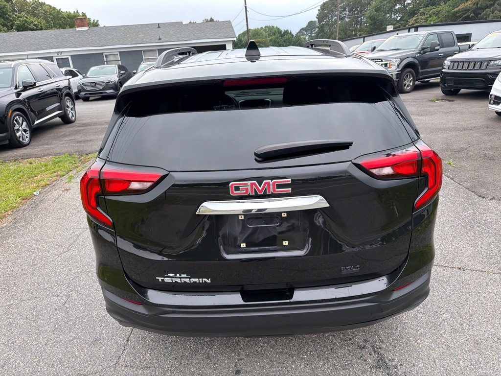2018 GMC Terrain Image 12