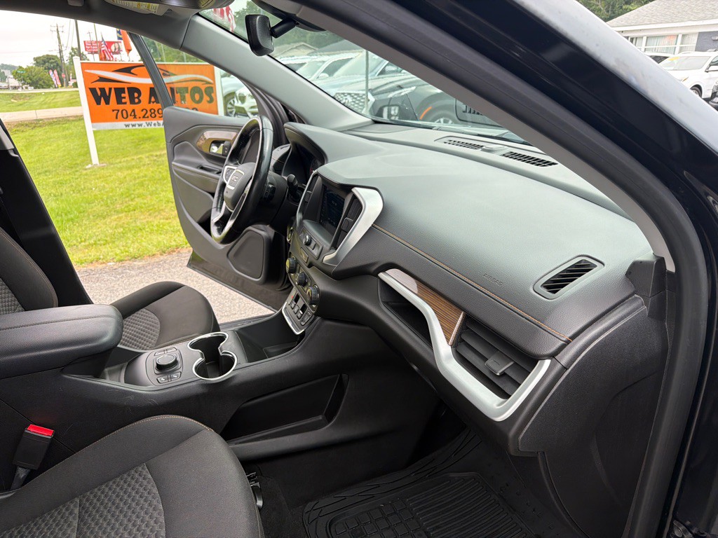 2018 GMC Terrain Image 16