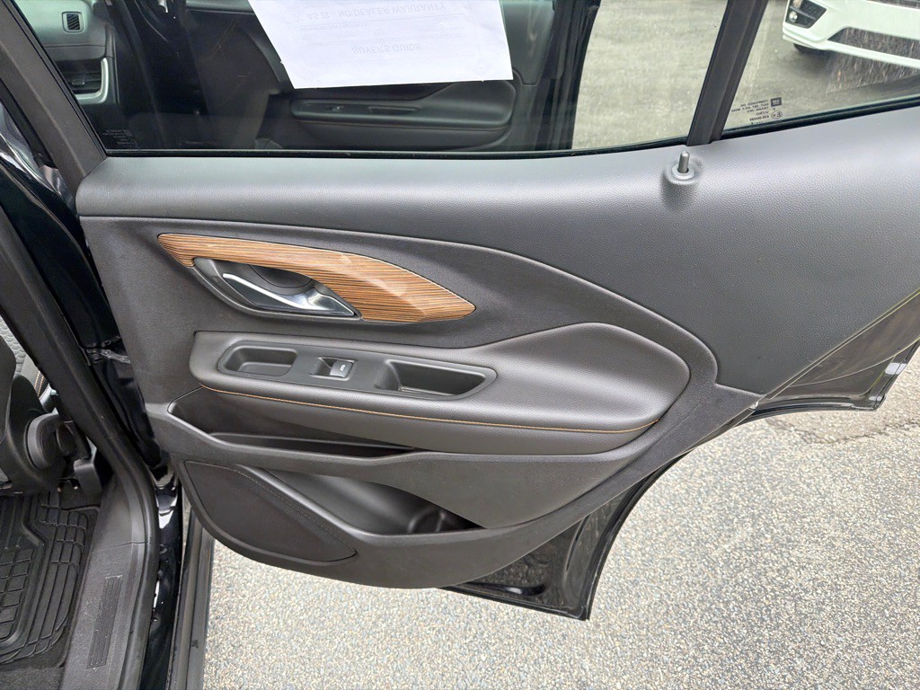 2018 GMC Terrain Image 28