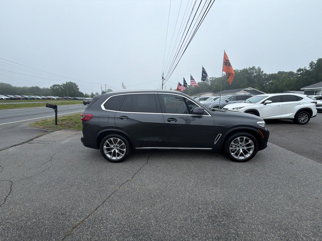 2020 BMW X5 Image 13