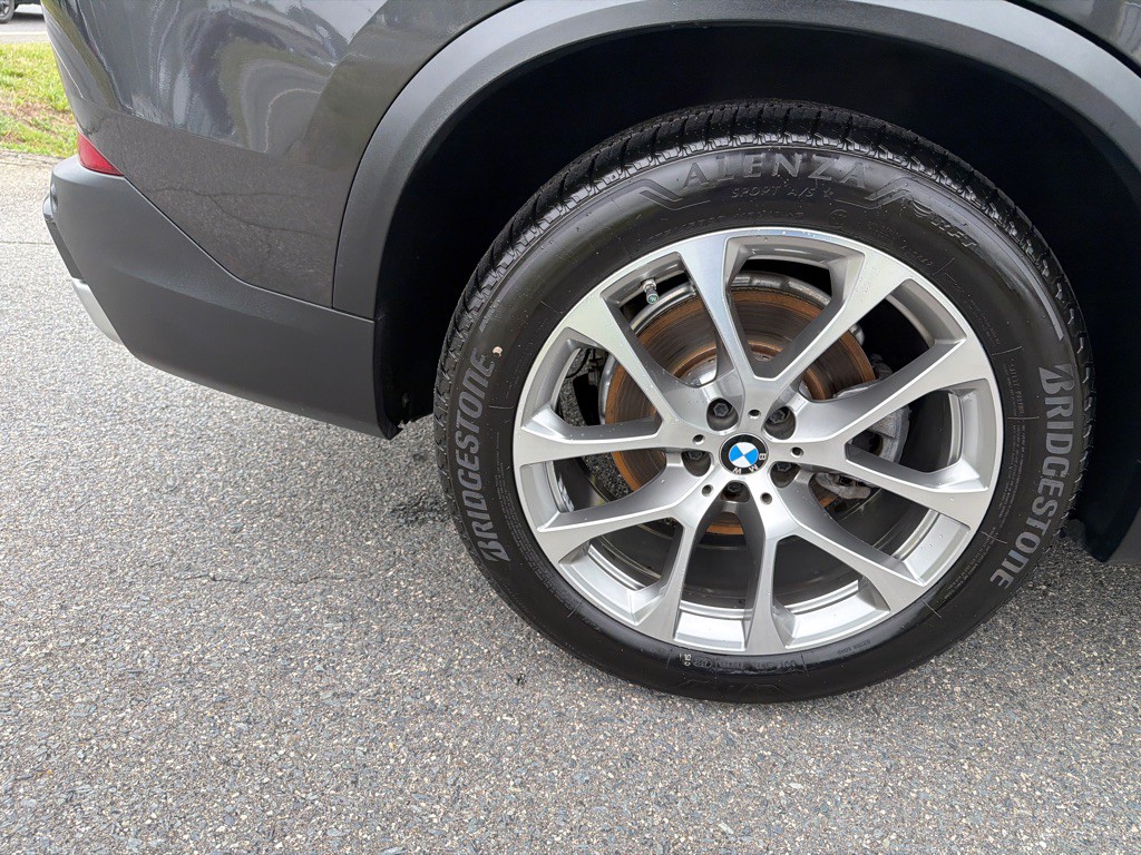 2020 BMW X5 Image 40