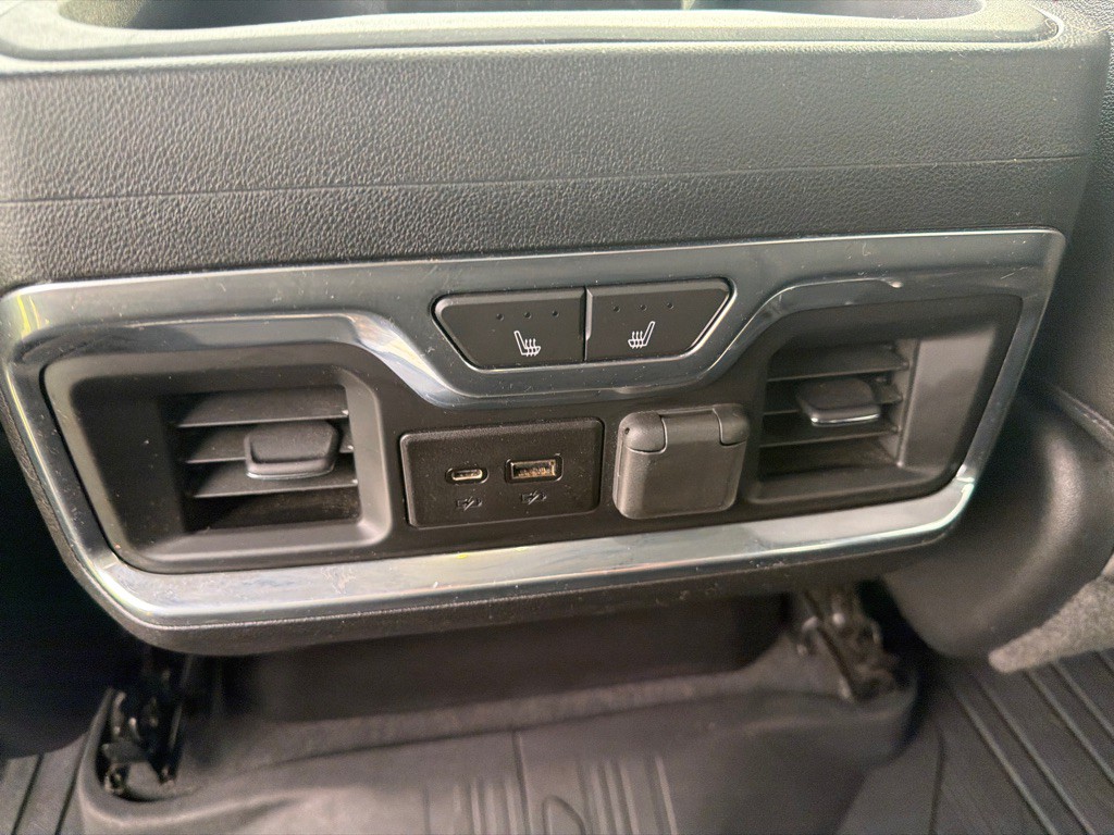 2019 GMC Sierra Image 17