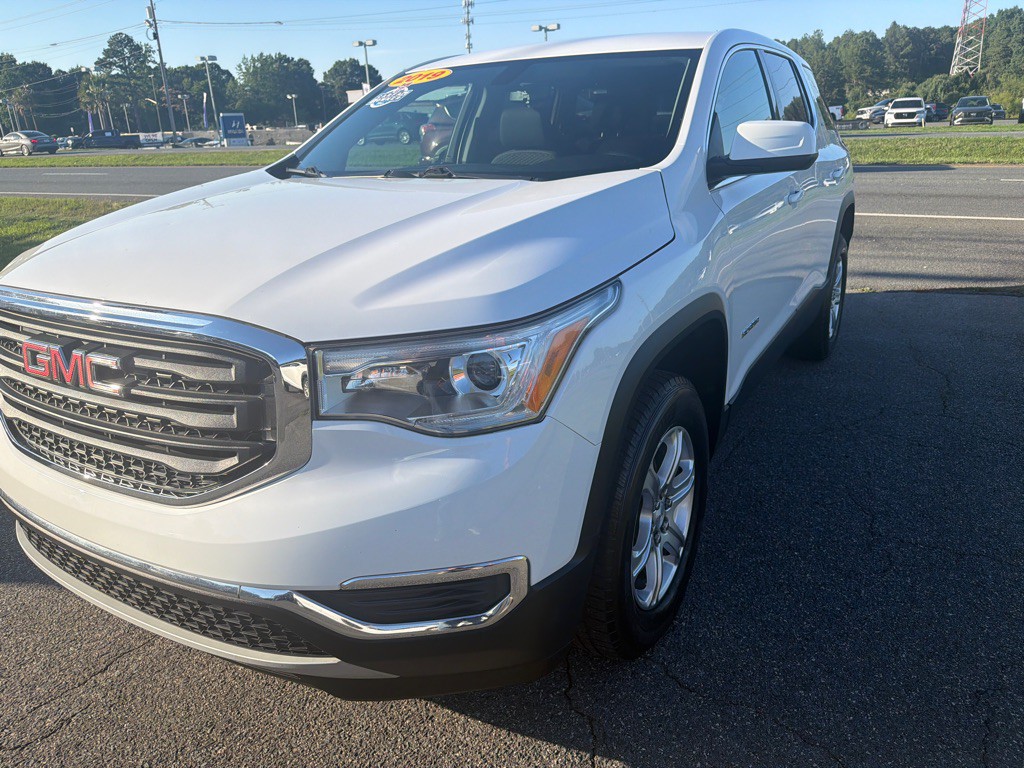 2019 GMC Acadia Image 1
