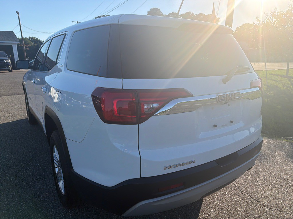 2019 GMC Acadia Image 9