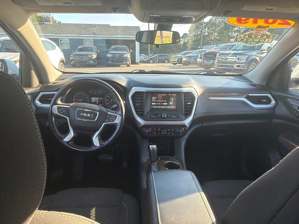 2019 GMC Acadia Image 16
