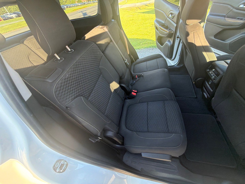 2019 GMC Acadia Image 27
