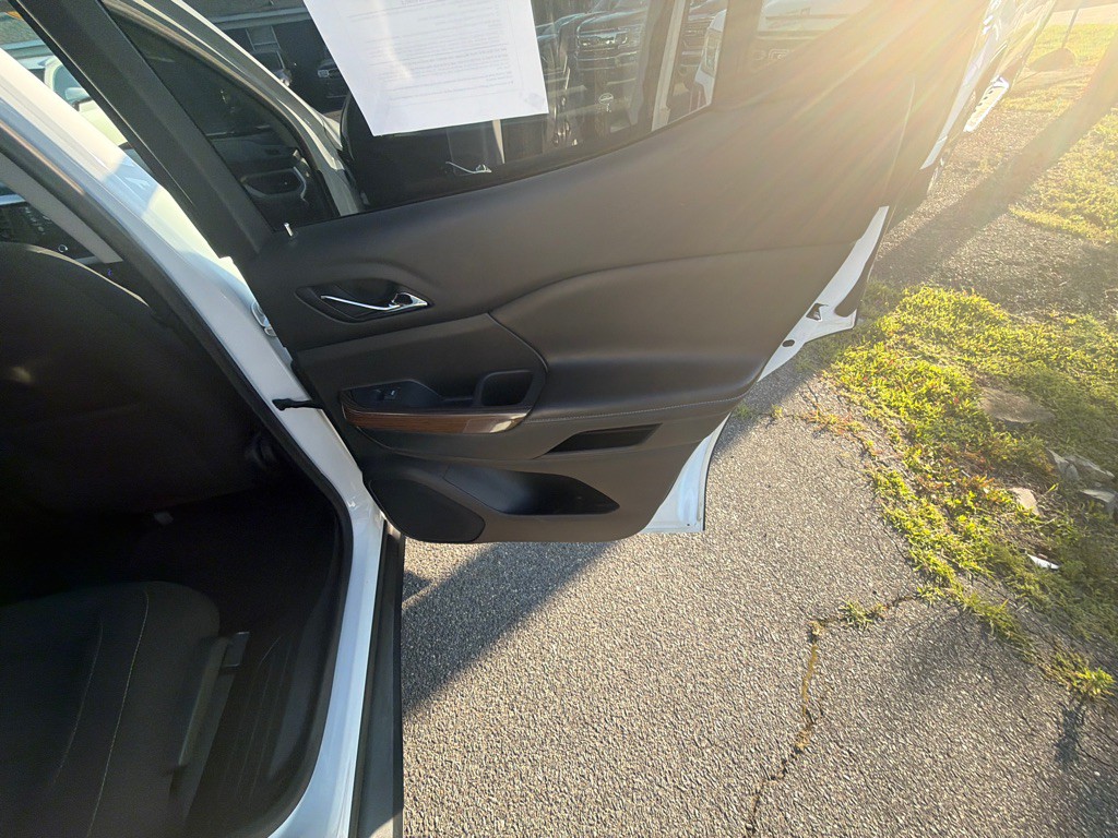 2019 GMC Acadia Image 32