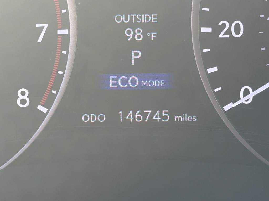 2014 Lexus ES Image 17