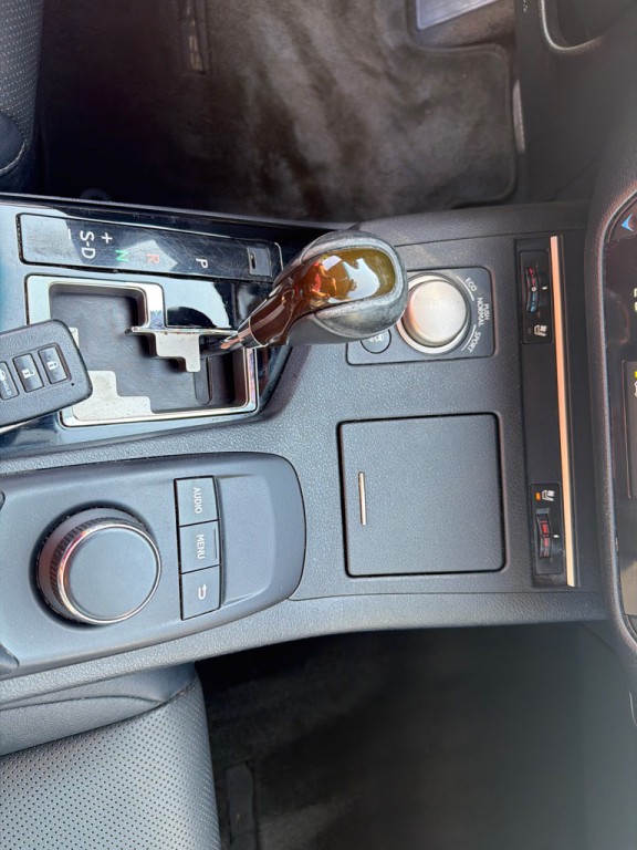 2014 Lexus ES Image 20