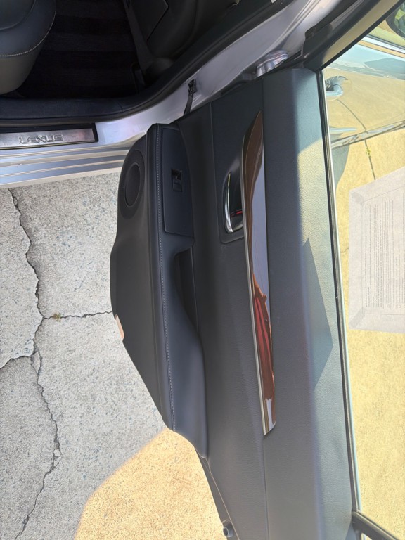 2014 Lexus ES Image 29