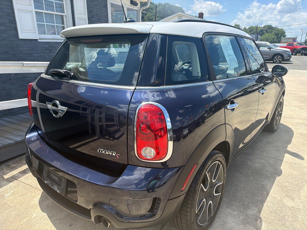 2012 MINI Cooper Image 7