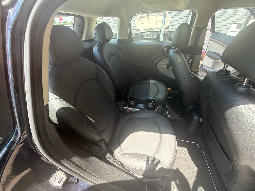 2012 MINI Cooper Image 27