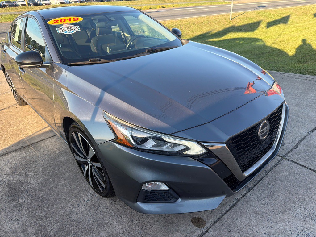 2019 Nissan Altima Image 5