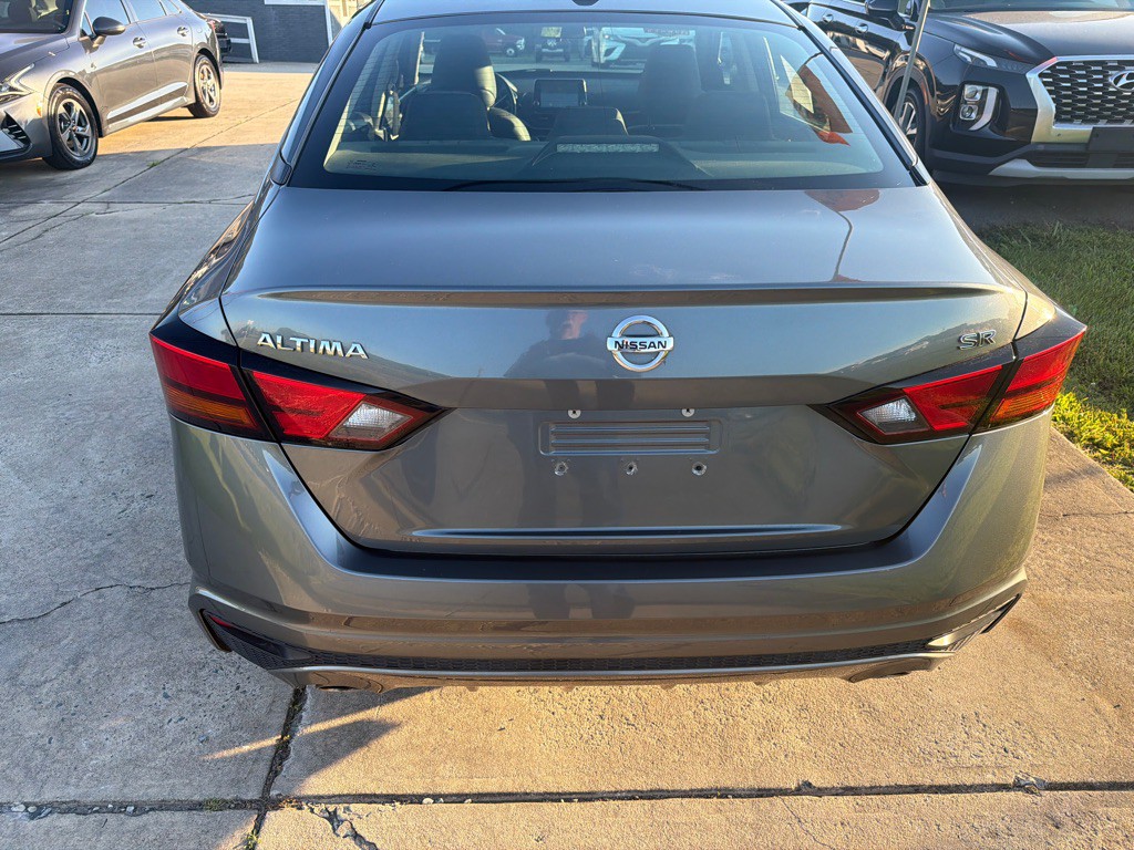 2019 Nissan Altima Image 12