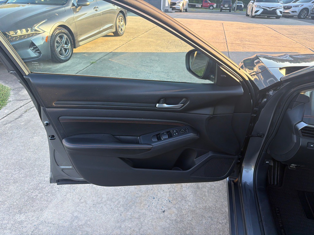 2019 Nissan Altima Image 29