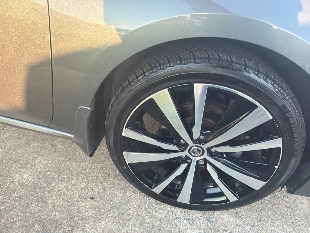 2019 Nissan Altima Image 32