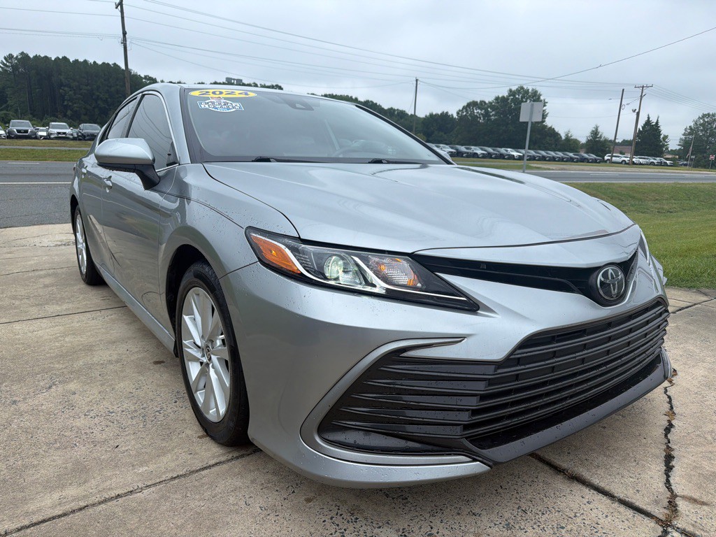 2024 Toyota Camry Image 2